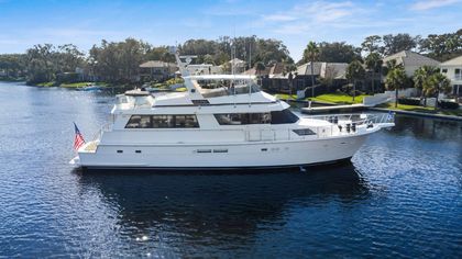 70' Hatteras 1990 Yacht For Sale